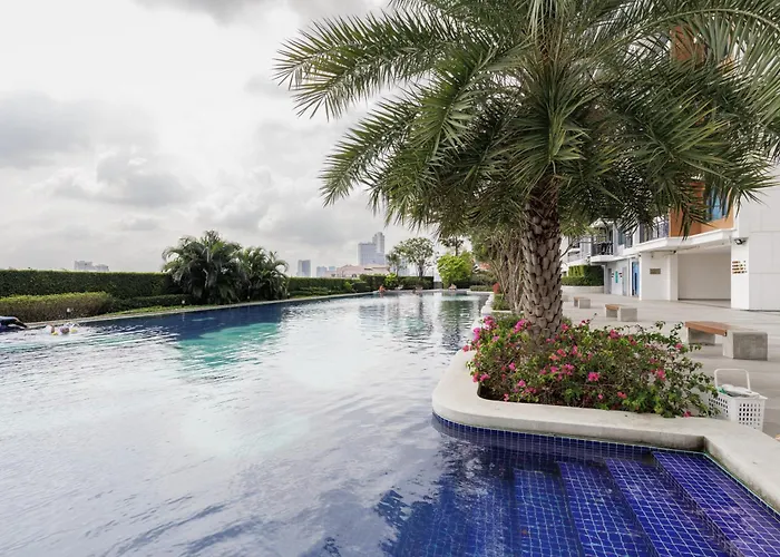 Apartment 曼谷繁华地区公寓 免费上网 家居家电齐全 Bangkok