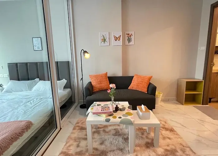 Apartment 曼谷繁华地区公寓 免费上网 家居家电齐全 Bangkok