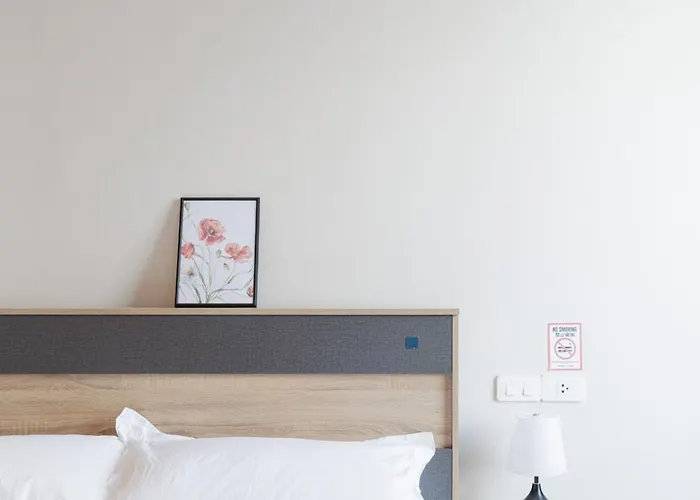 曼谷繁华地区公寓 免费上网 家居家电齐全 Apartment