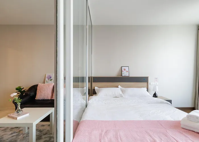 曼谷繁华地区公寓 免费上网 家居家电齐全 Apartment Bangkok