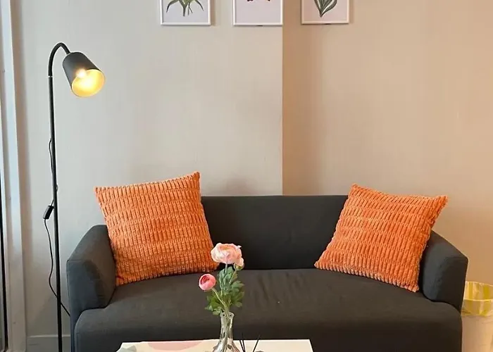 曼谷繁华地区公寓 免费上网 家居家电齐全 Apartment *