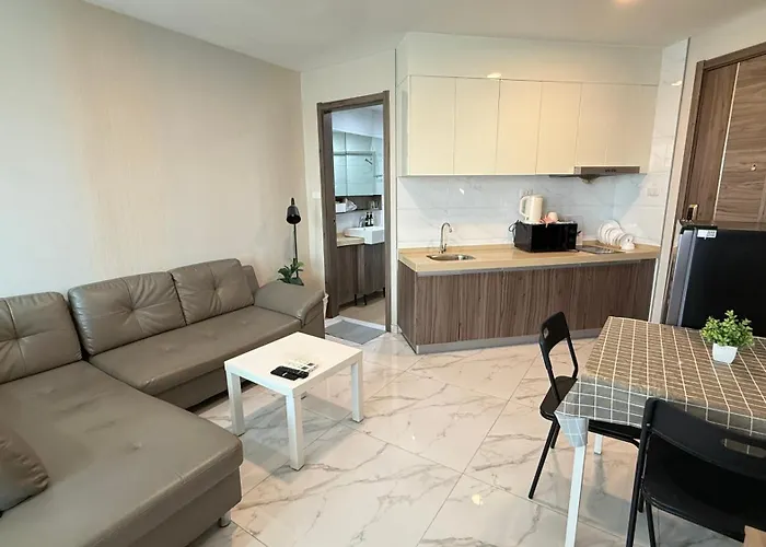Apartment 曼谷繁华地区公寓 免费上网 家居家电齐全 Bangkok