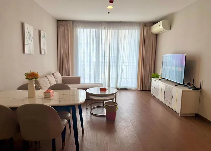 Apartment 曼谷繁华地区公寓 免费上网 家居家电齐全 *